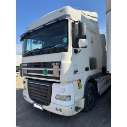 DEZMEMBREZ CAP TRACTOR DAF XF105.460
