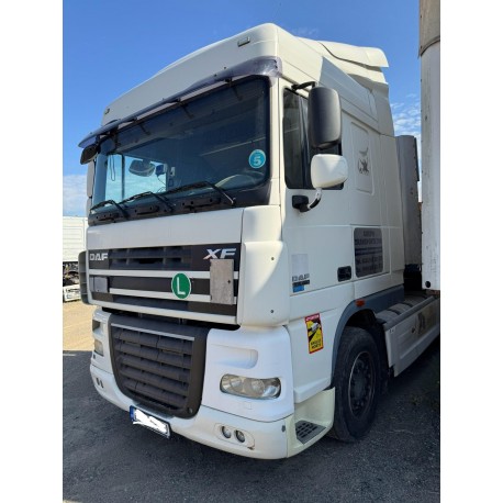 DEZMEMBREZ CAP TRACTOR DAF XF105.460